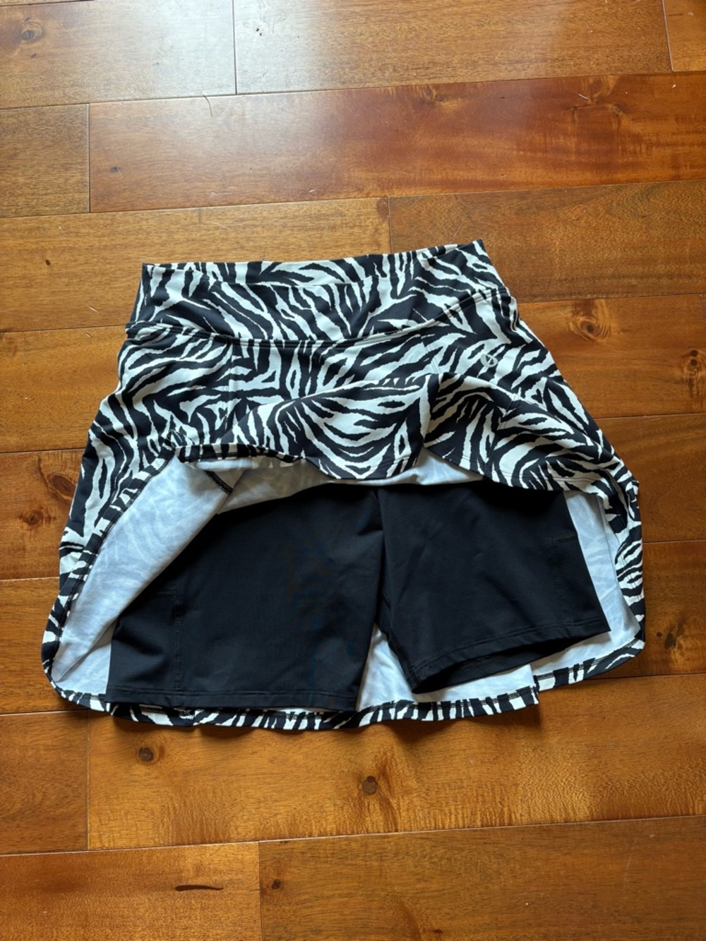 Zebra Print Flared Mini Skort-Dona Jo - Picture 2 of 4